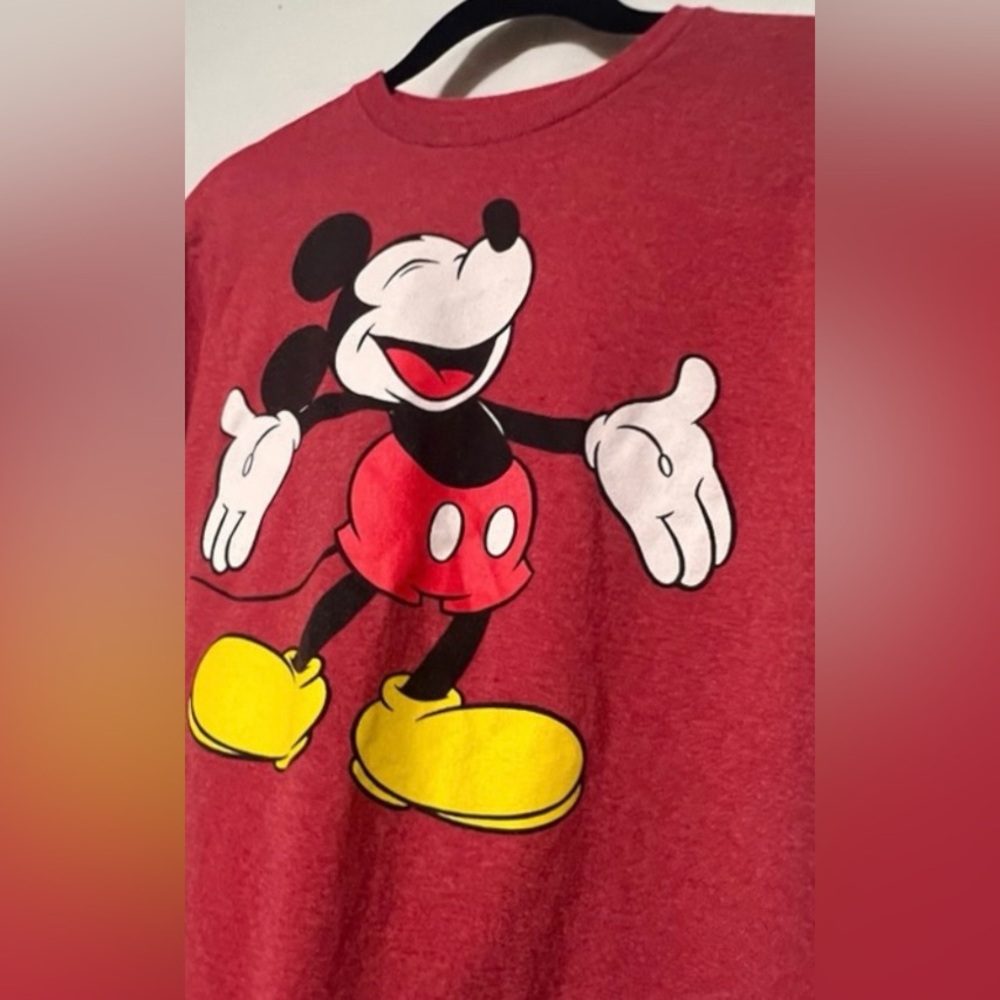 Official Disney Park Merch Red Mickey Mouse Cotton Short Sleeve Tee Shirt Casual - Picture 3 of 5